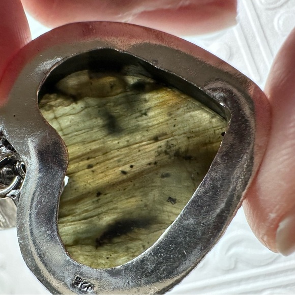 Lustrous Labradorite Heart Pendant Necklace with Iridescent Natural Stone 1904 G - Picture 7 of 13